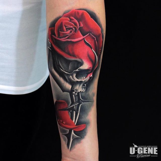 tattoo feminin tete de mort 05