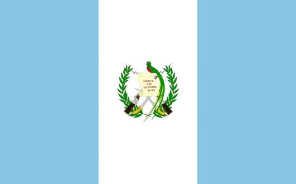 Drapeau du Guatemala : Histoire et signification des couleurs et des emblèmes