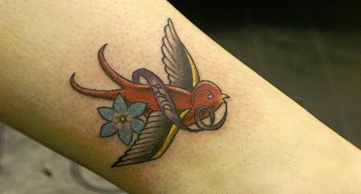 tatouage hirondelle 271