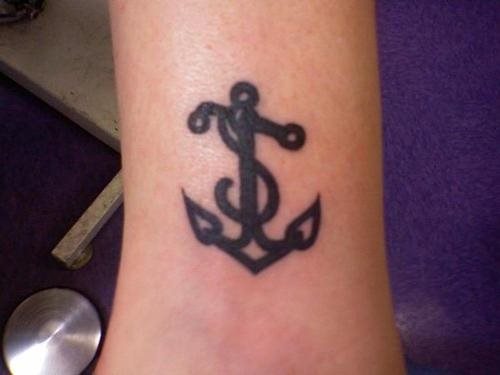 tatouage ancre marine 509