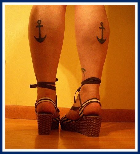 tatouage ancre marine 511