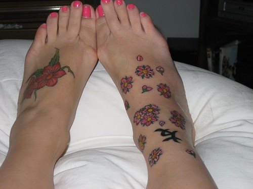 tatouage cerise 544