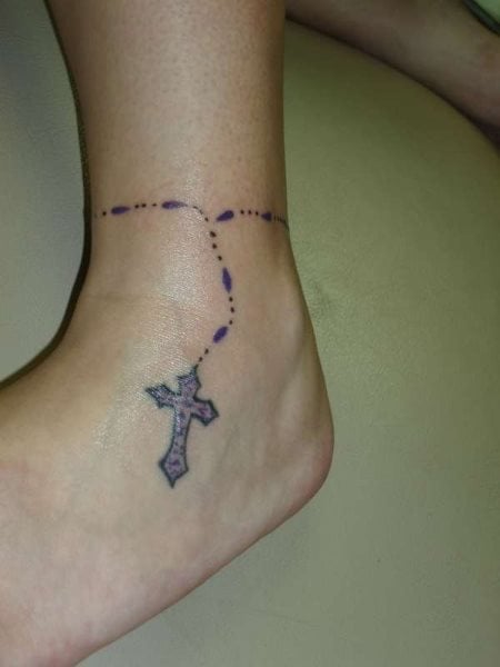 tatouage chapelet 1038