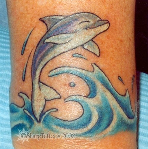 tatouage dauphin 546
