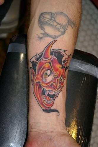 tatouage diable 500