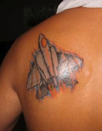 tatouage dos superieure 1058