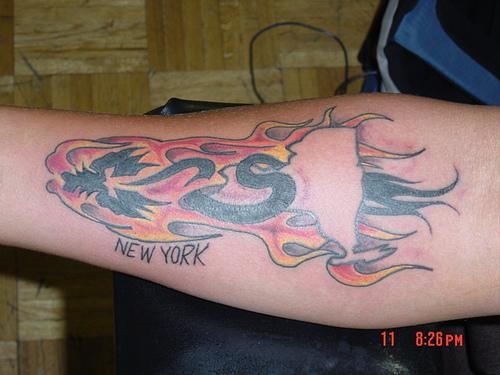 tatouage flamme feu 1092