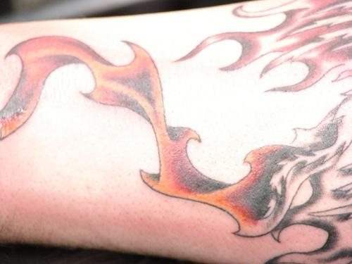 tatouage flamme feu 1106