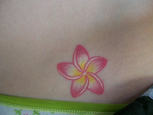 tatouage hanche 554