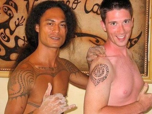 tatouage hawaien 1039