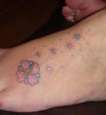 tatouage fleur hibiscus 1023