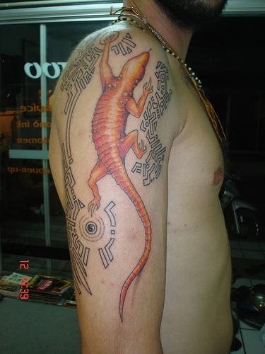 tatouage lezard 1037