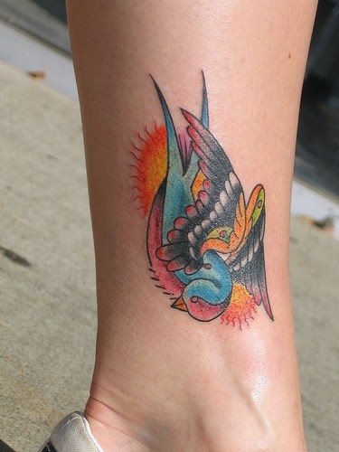 tatouage moineau 1014