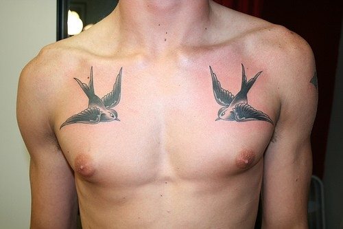 tatouage moineau 1033