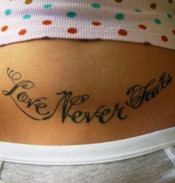 tatouage nombril 1022