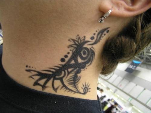 tatouage nuque 1041