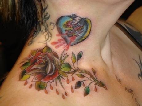 tatouage nuque 1064