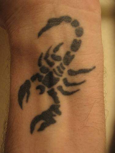 tatouage reptile 1081