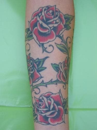 tatouage rose 1007