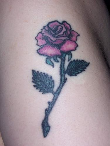 tatouage rose 1017