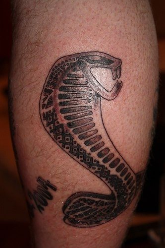 tatouage serpent 1075
