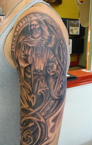 tatouage viking 1010