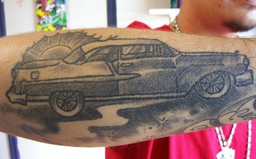 tatouage voiture 1040