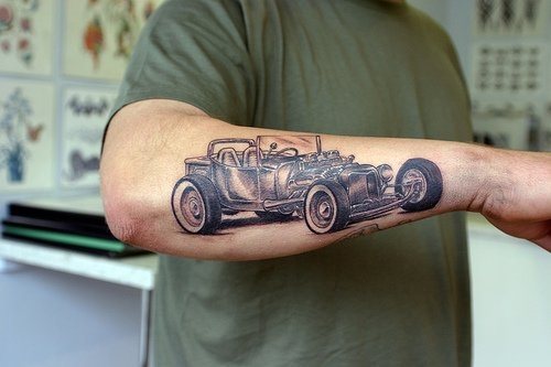 tatouage voiture 1056