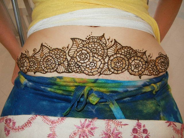 tatouage abdomen 04