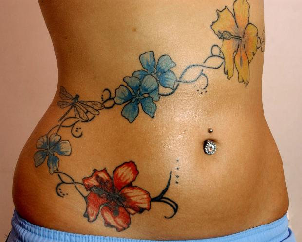 tatouage abdomen 31