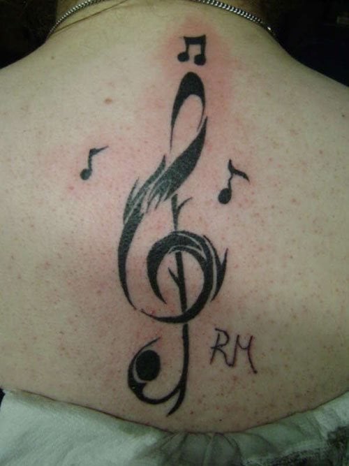 38 Tatouages de clefs : clef de fa et clef de sol