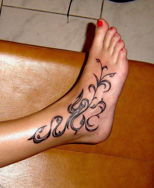 tatouage coup de pied 05