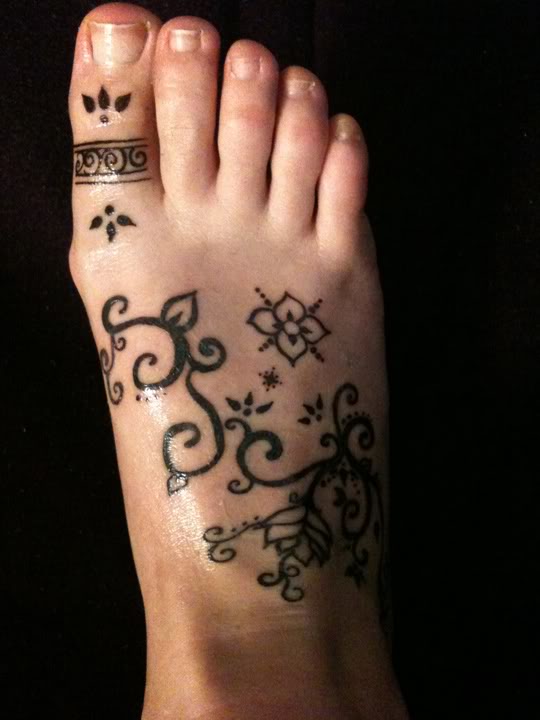 tatouage coup de pied 06