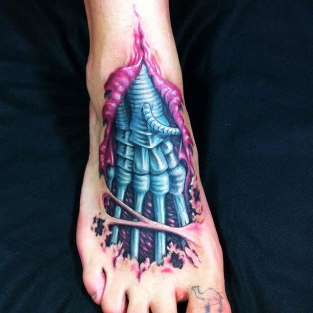 tatouage coup de pied 21