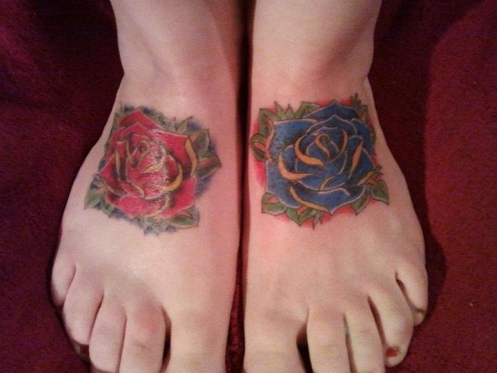 tatouage coup de pied 33