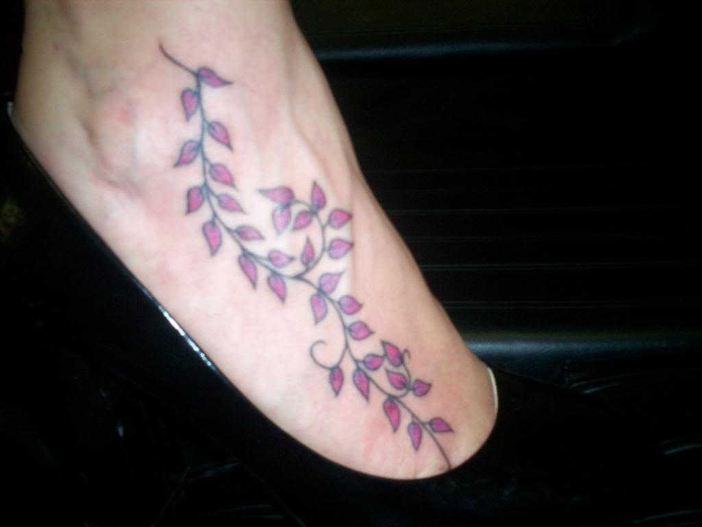 tatouage coup de pied 36