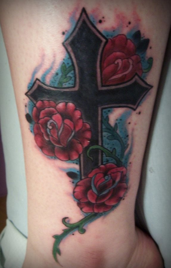 tatouage croix 18