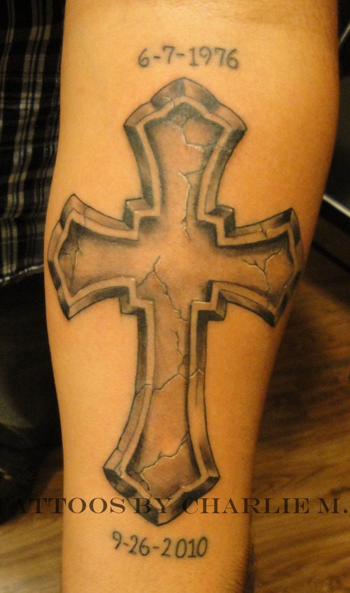 tatouage croix 42
