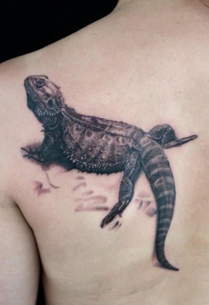 29 Tatouages très colorés d'iguanes