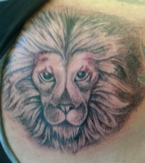 tatouage lion 04