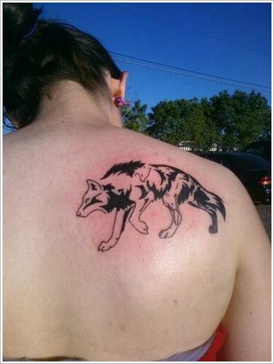 tatouage loup 11