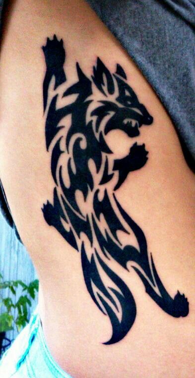 tatouage loup 12