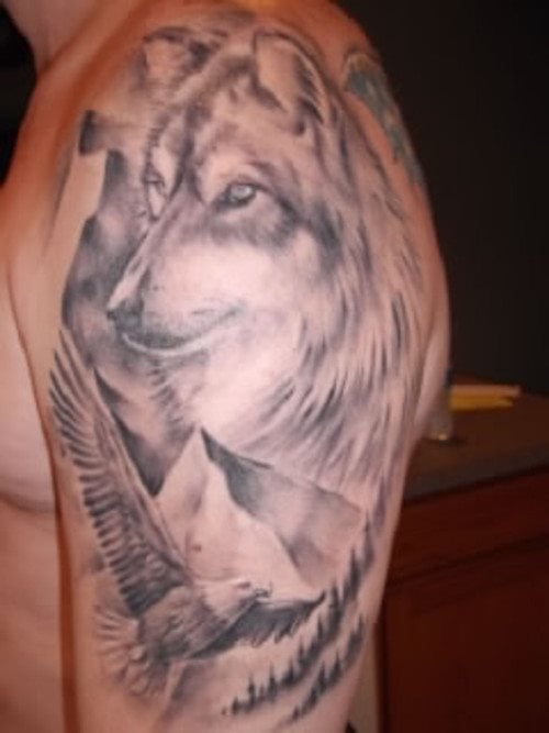 tatouage loup 34