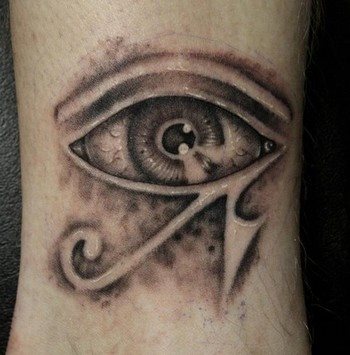 tatouage oeil 36