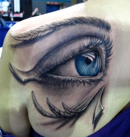 tatouage oeil 52