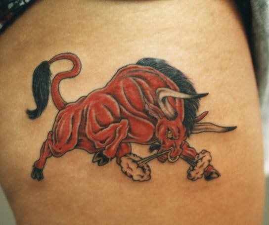 tatouage taureau 39