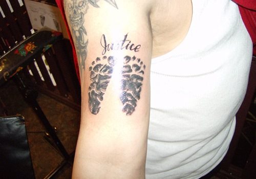 tatouage trace 22