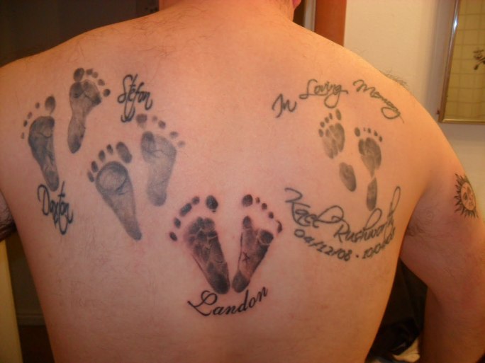 tatouage trace 54