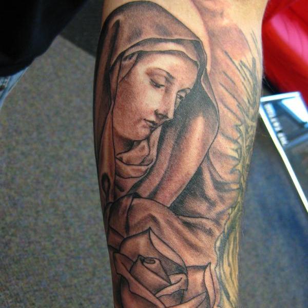 tatouage vierge 31