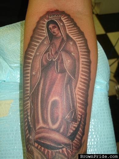 tatouage vierge 58